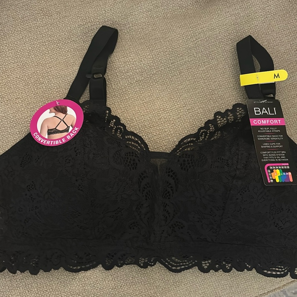 NWT - Bali lace comfort wireless bra.